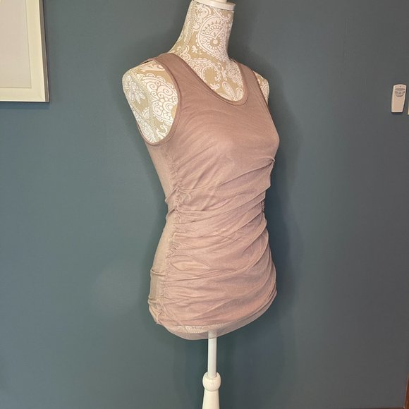 Design History brand women's mauve tank top in size xs. - Picture 6 of 9